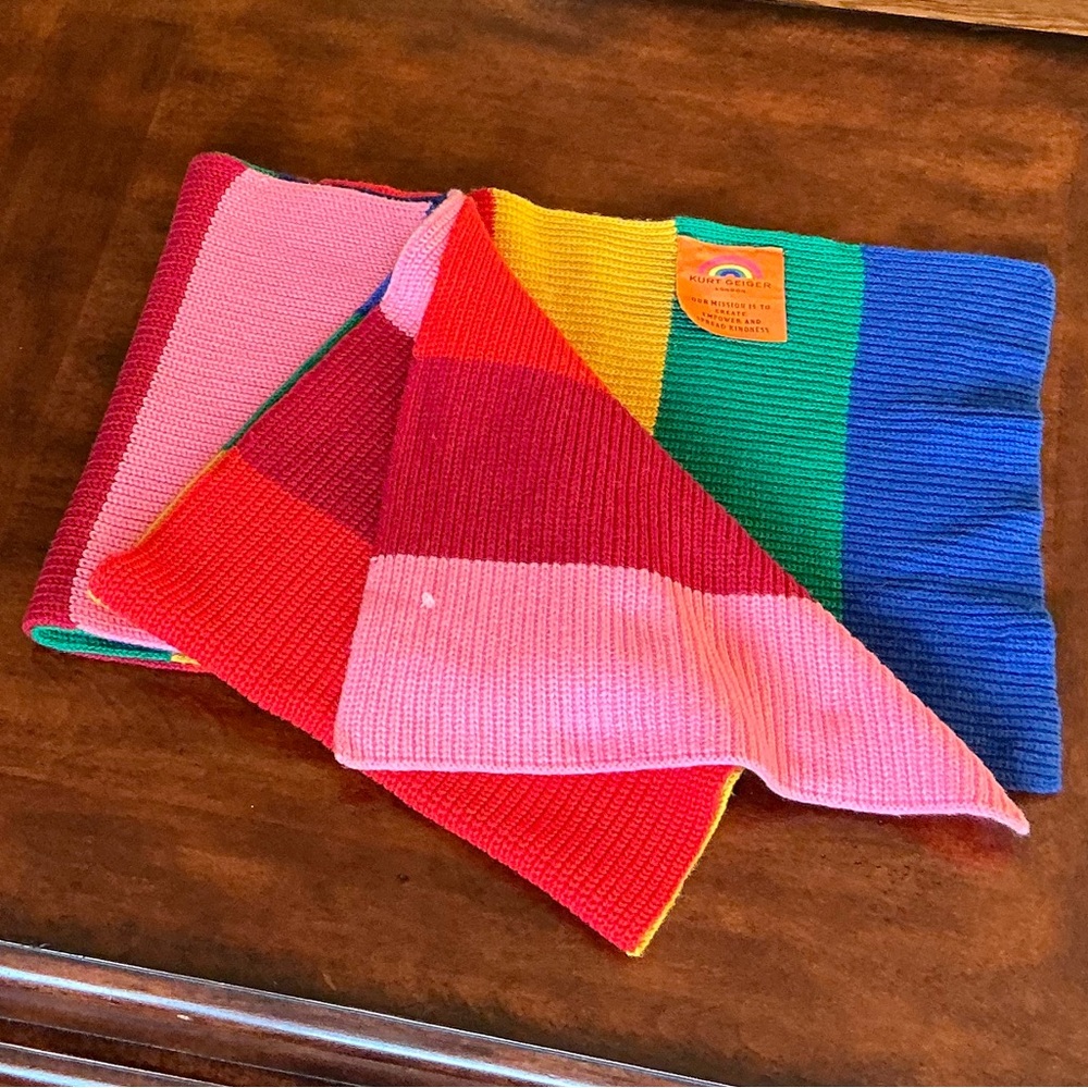 KURT GEIGER LONDON Rainbow Scarf - Picture 3 of 10